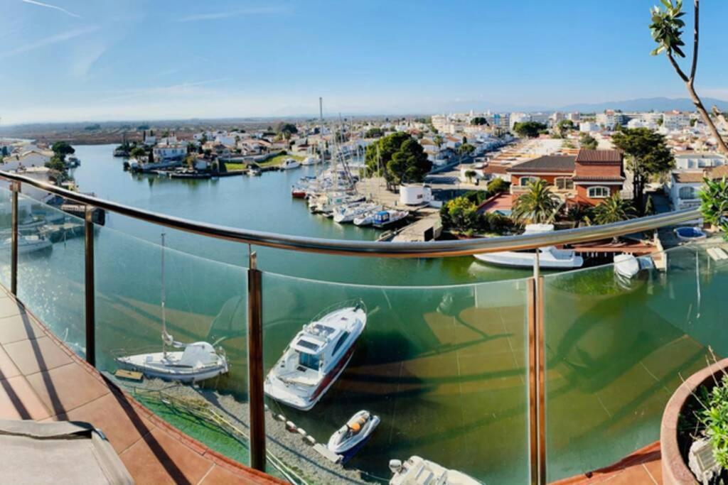Les Marines Apartment *