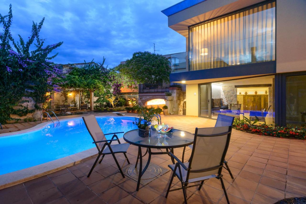 Casa Deluxe Alt Emporda Costa Brava - Private Swimming Pool Holiday home Vilabertran