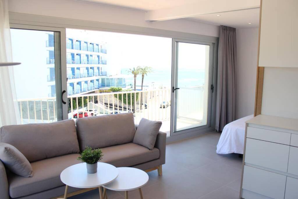 Beautiful Loft, Huge Sunny Terrace, View Over The And Sea * Rosas