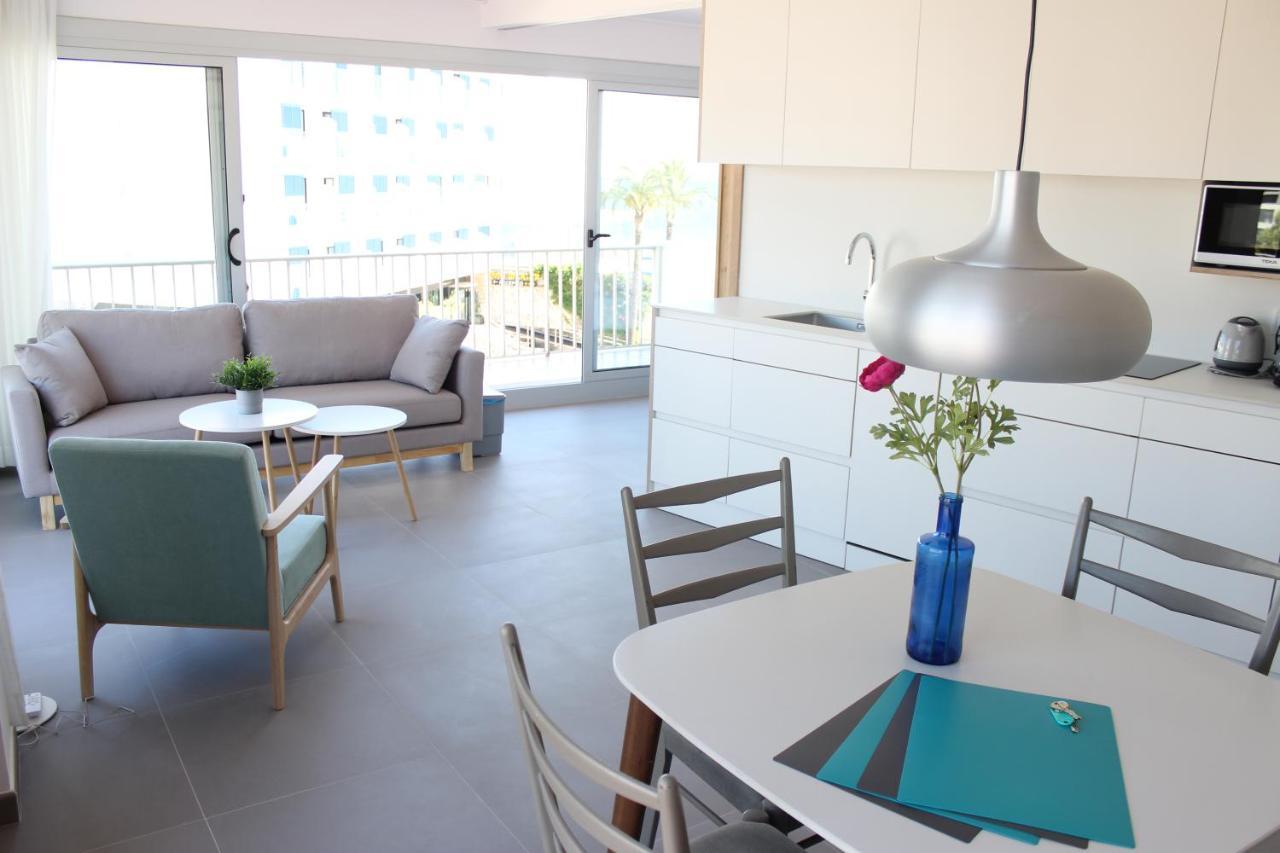 Beautiful Loft, Huge Sunny Terrace, View Over The And Sea