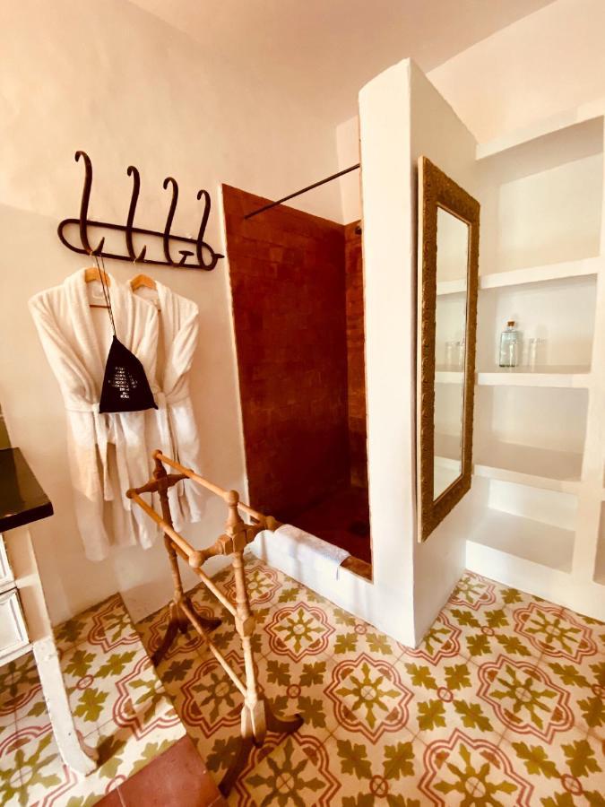 Casa Migdia Bed & Breakfast