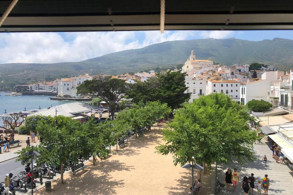 Сasa de vacaciones Roques - Casa En Primera Línea De Mar En *