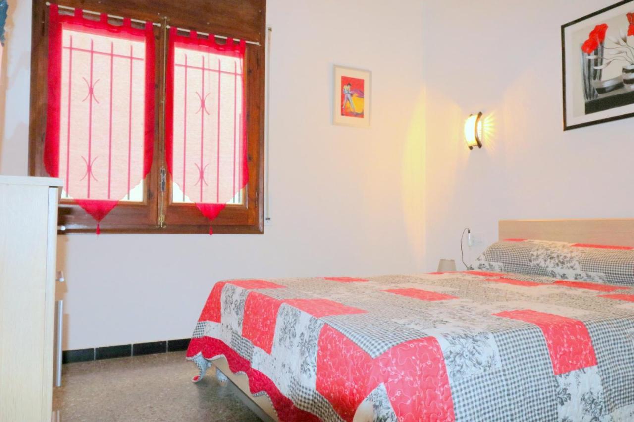 Les Roques Apartment *