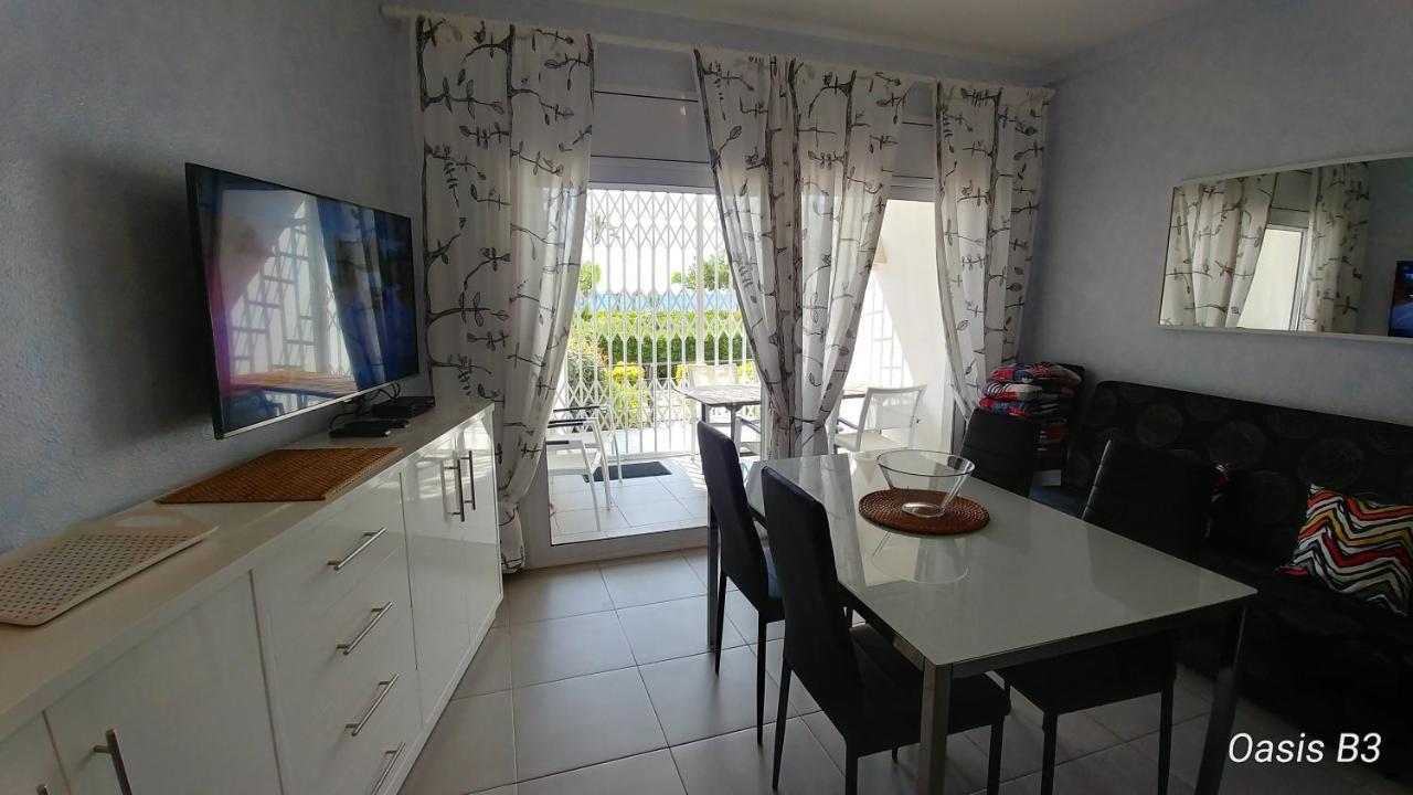 Oasis B3 * Rosas