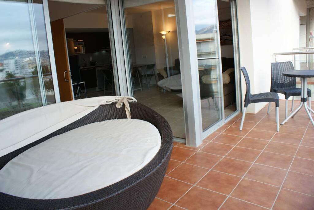Apartamento Con Piscina Y Parking En Apartamento Rosas