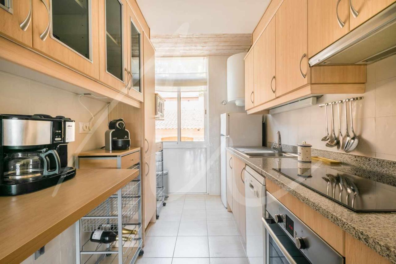 Antora Mima By Seamount Apartment