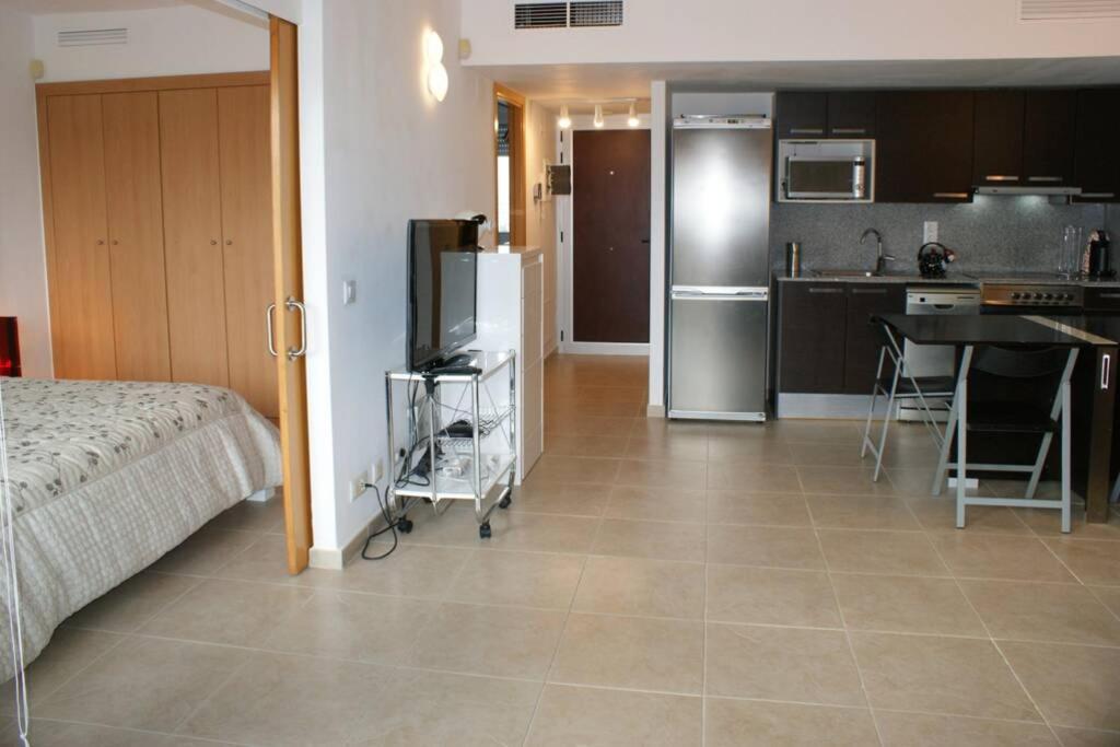 Apartamento Con Piscina Y Parking En Apartamento