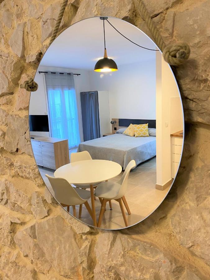 Apartment Centre