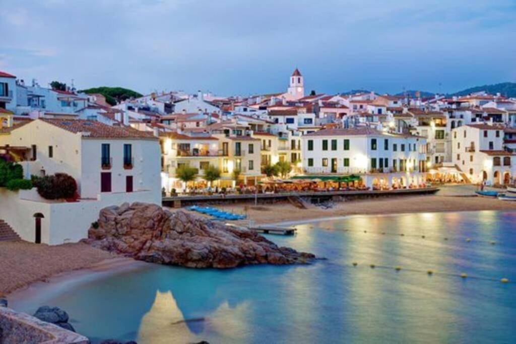 Sea Views & Private Pool In Begur, Costa Brava. Villa Tamariu