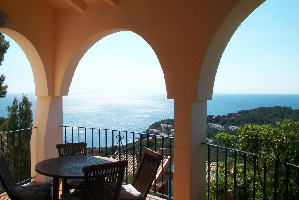 Sea Views & Private Pool In Begur, Costa Brava. *