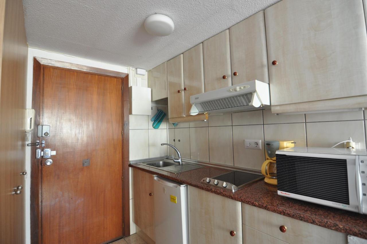 Rnet - Rhc 1410 Center Apartment *
