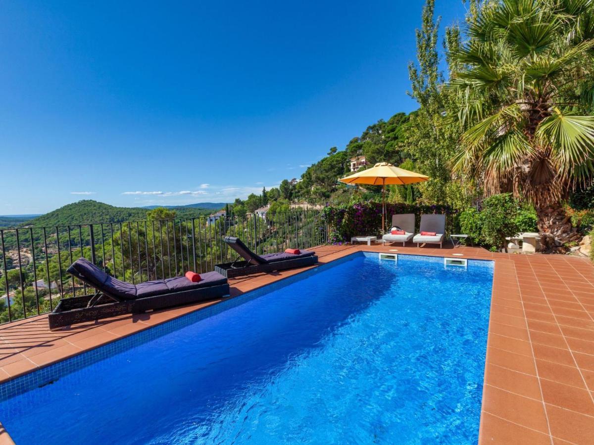 Holiday Kotare * Begur