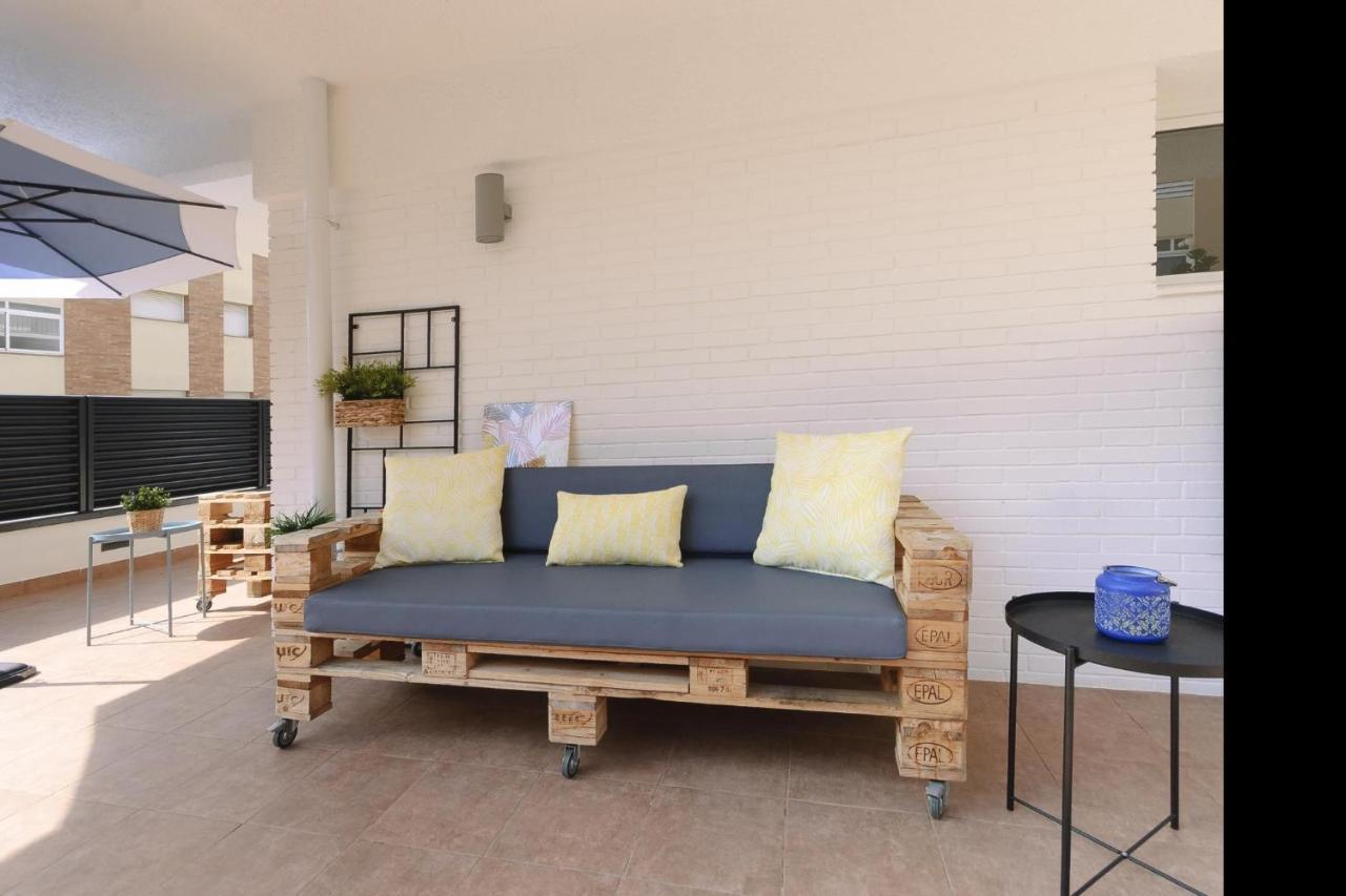 Lets Holidays Cozy With Terrace *