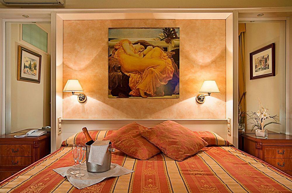 Hotel Pirineos By Pierre & 4*