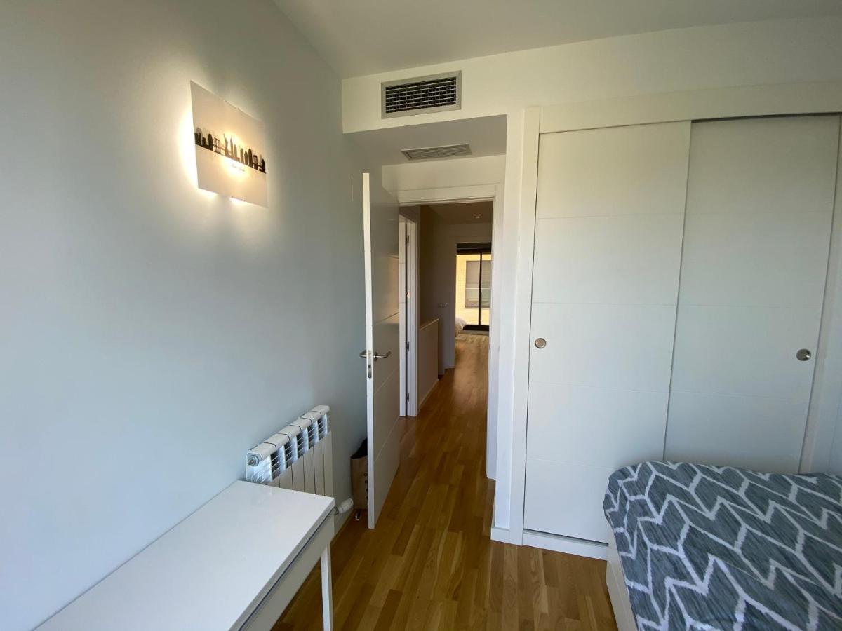 Parc Dels Estanys Bloc 1 Baixos C Apartment