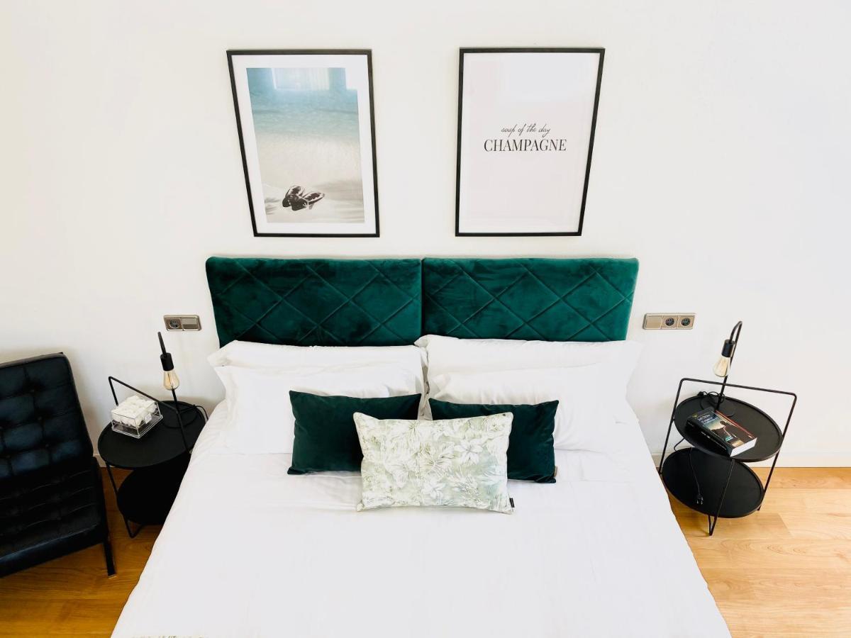 Carbonell Hotel
