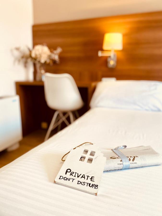Carbonell Hotel Llanca