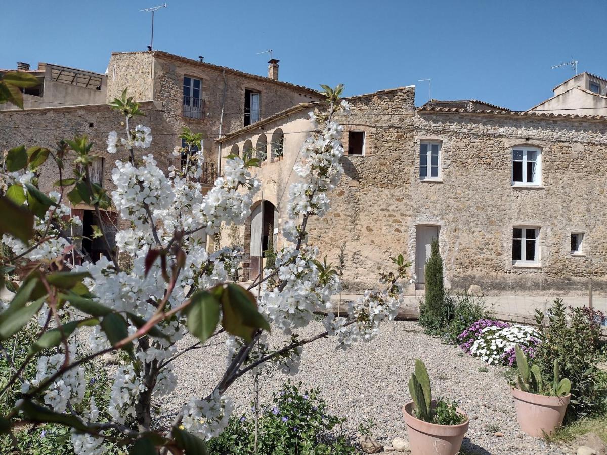 Casa rural Tando, Antiguo Pajar De Piedra Restaurado Sant Jordi Desvalls