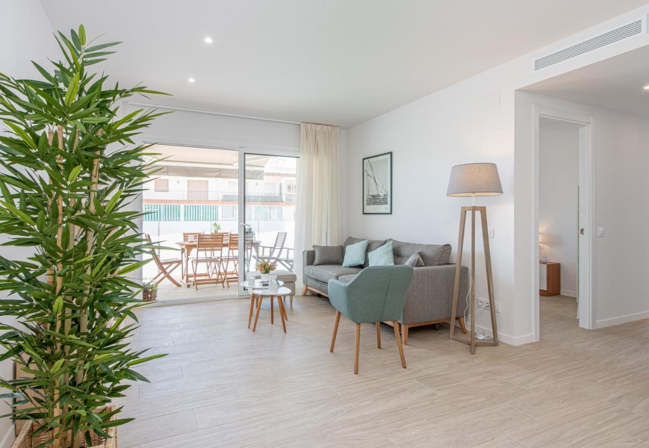 Apartment M A R I V E N T With Bathroom And Terrace 50 M2