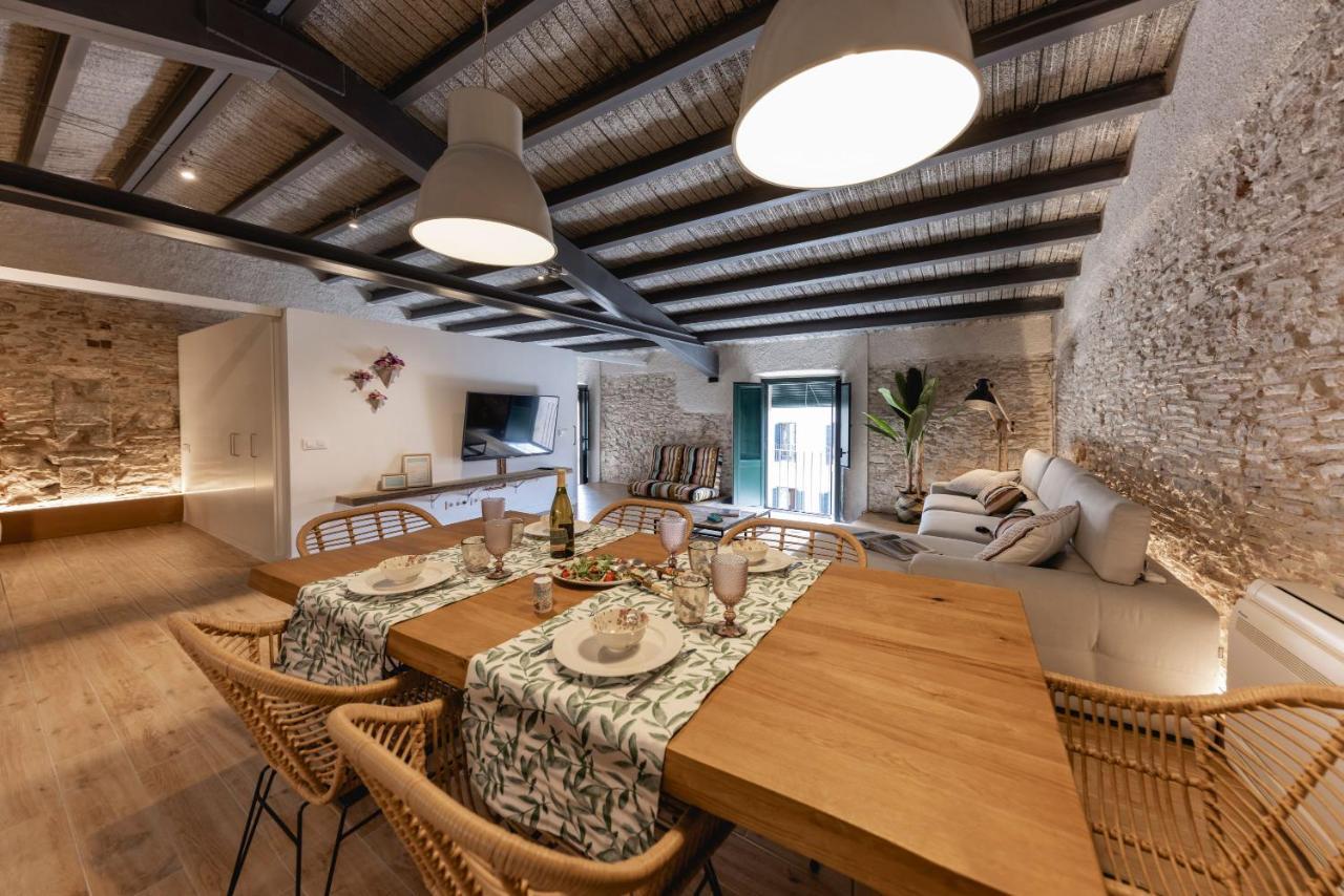 Bravissimo Placa Del Vi, Design Penthouse Gerona