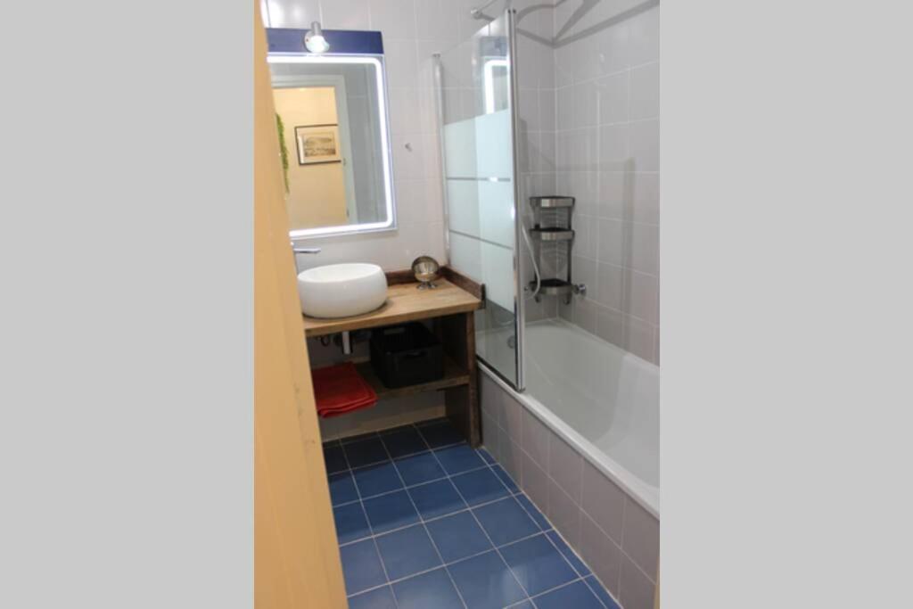 Apartment Luxury 4 Bed On Coastal Footpath At Cap Ras Llanca