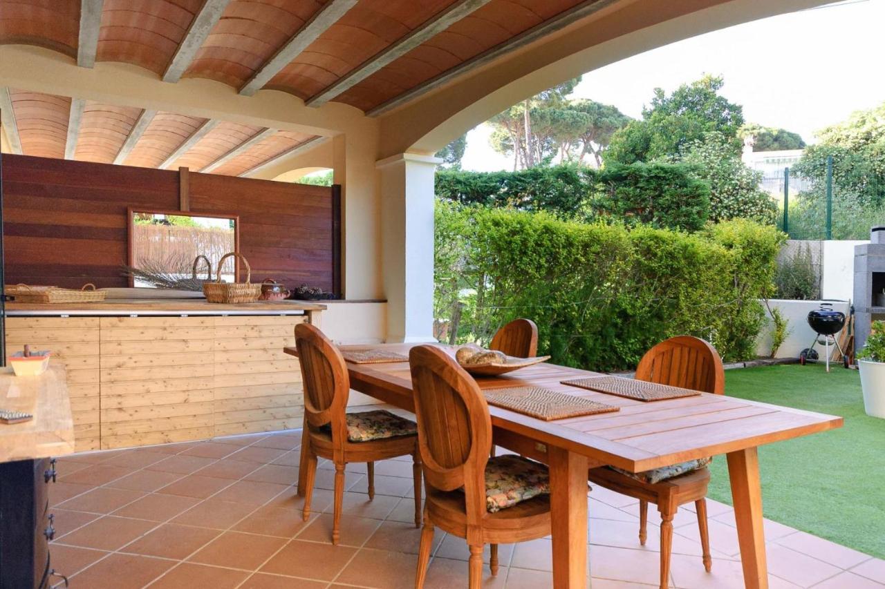 Lets Holidays Luxury House In Cala Llevado 2 *