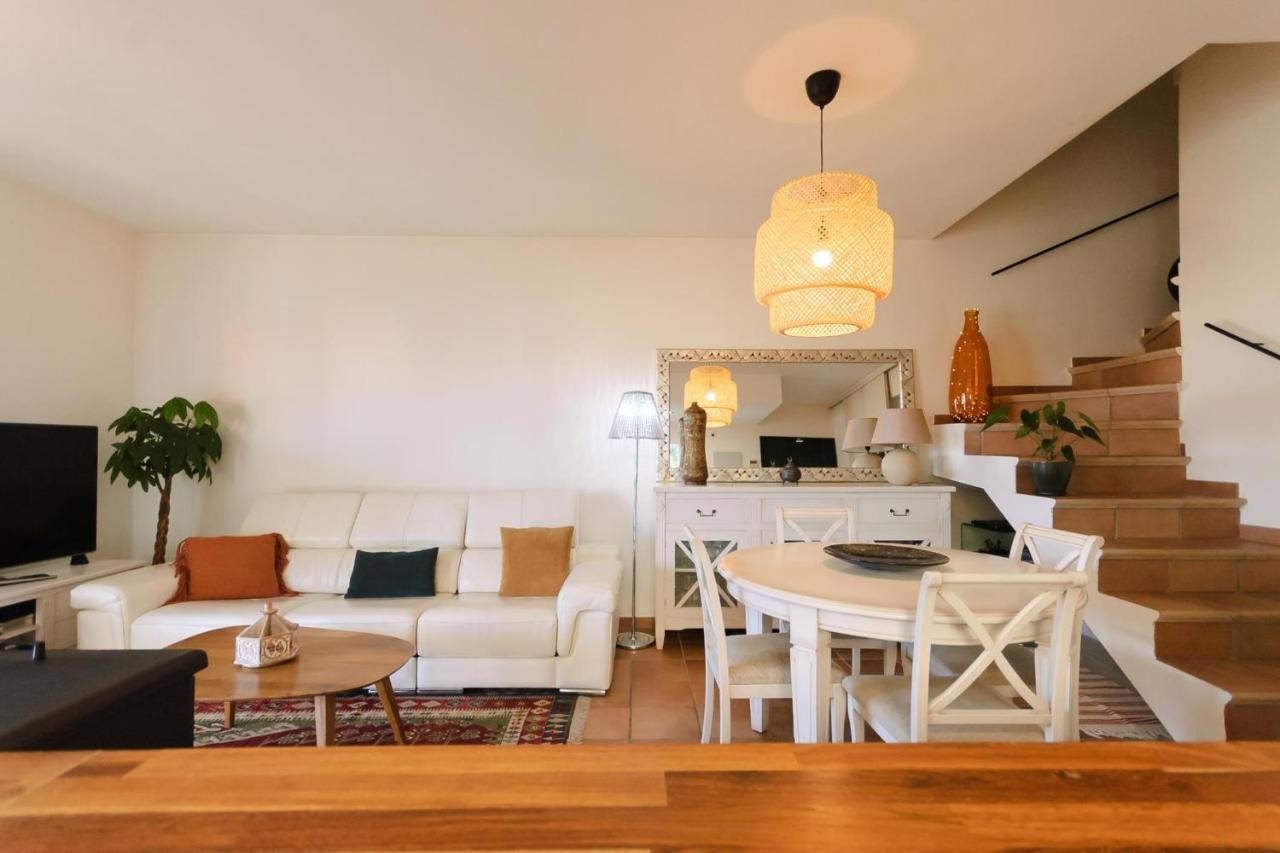 Villa Lets Holidays Luxury House In Cala Llevado 2