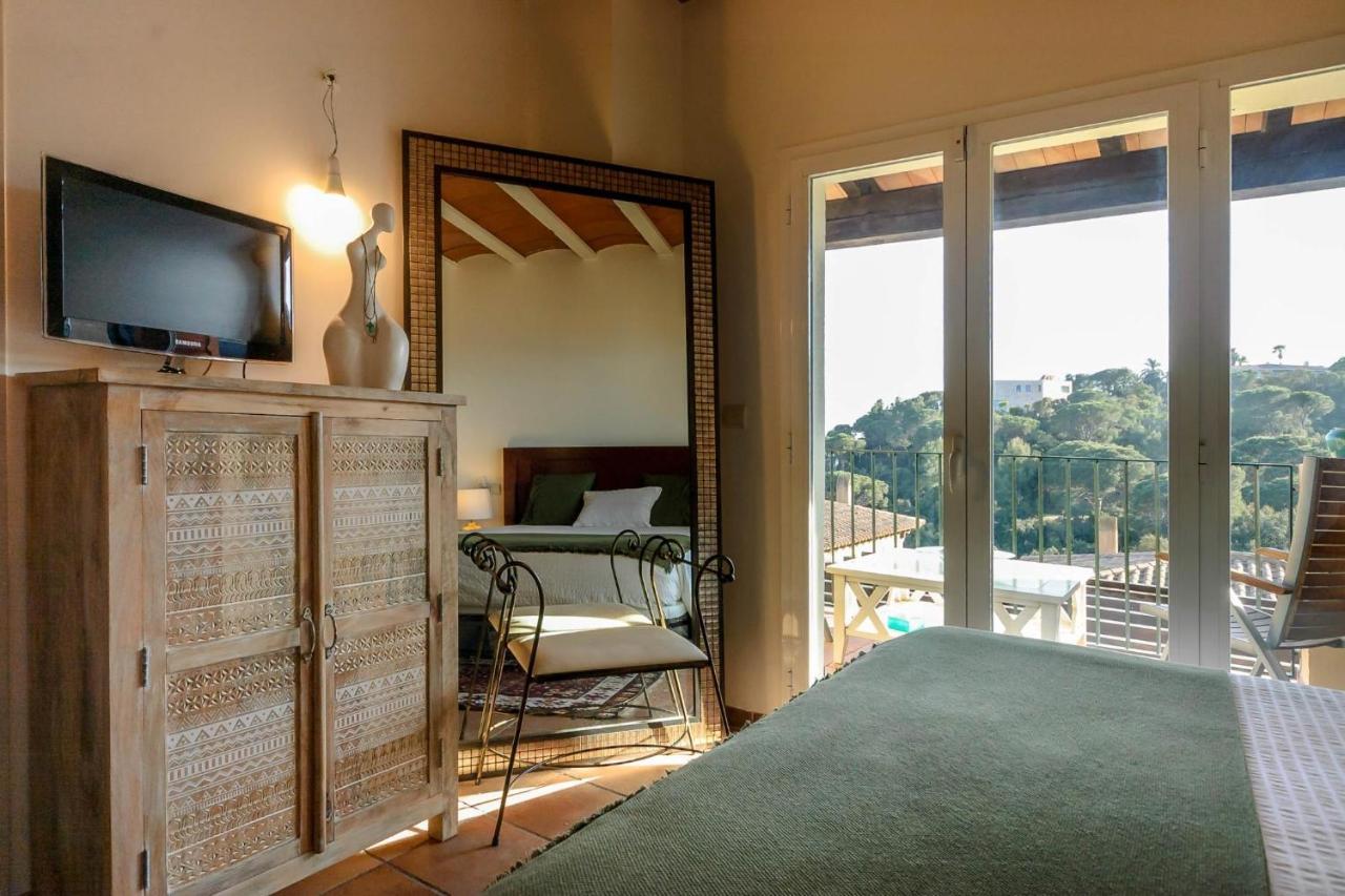 Villa Lets Holidays Luxury House In Cala Llevado 2 *