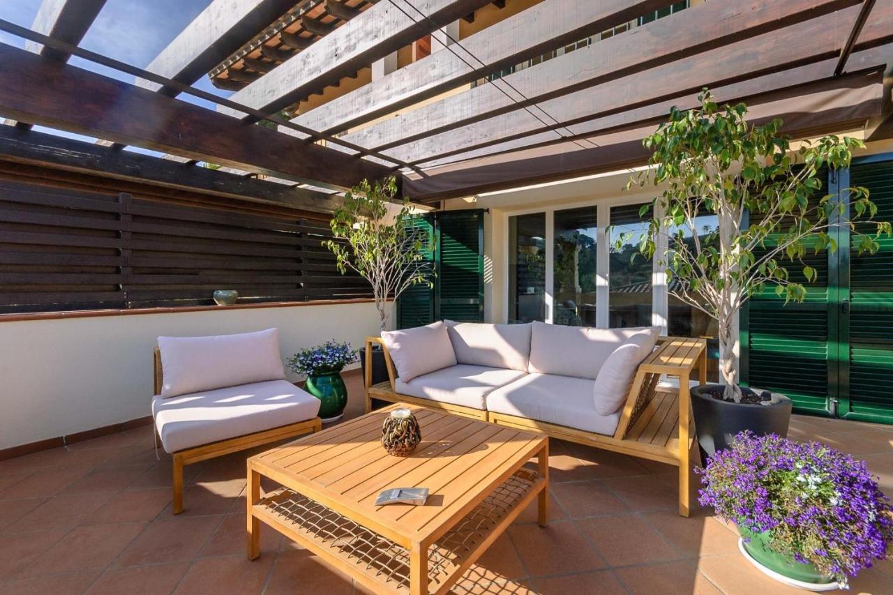 Villa Lets Holidays Luxury House In Cala Llevado 2 *
