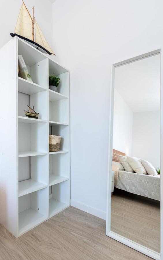 M A R I V E N T With Bathroom And Terrace 50 M2 *