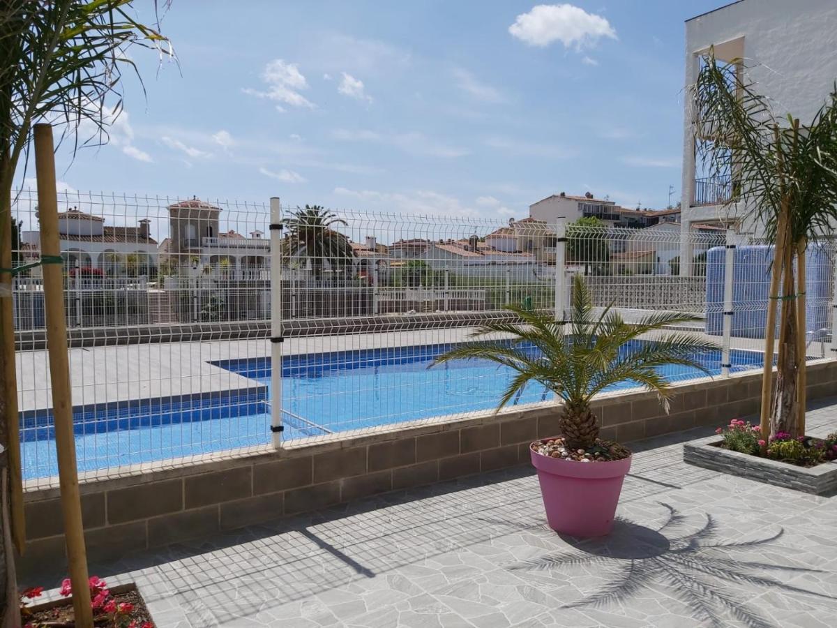 Amb Piscina * Ampuriabrava