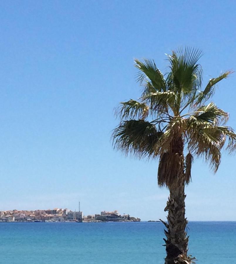 Apartment En Torre Valentina, La Mejor Playa A Dos Minutos En San Antonio De
