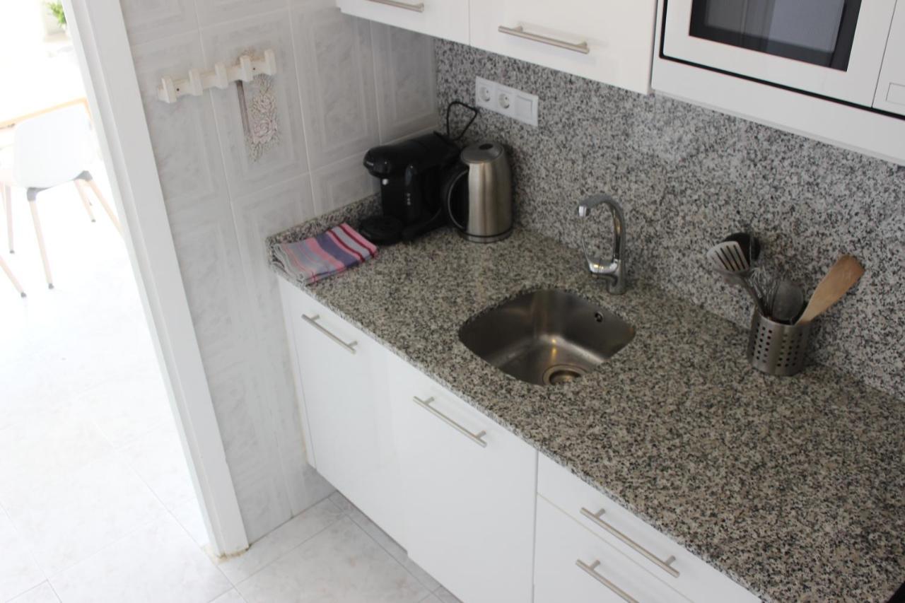 Apartamento Beautiful In Front Of Beach, Pool, View Rosas
