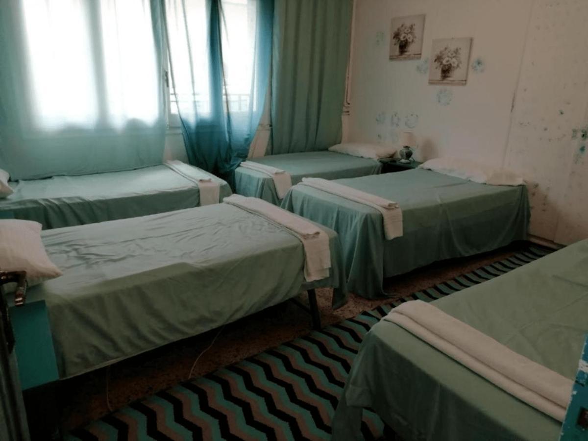 Pau Guest house Llanca
