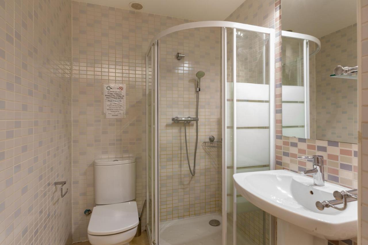 Hauzify I Atic Balmanya Apartment *