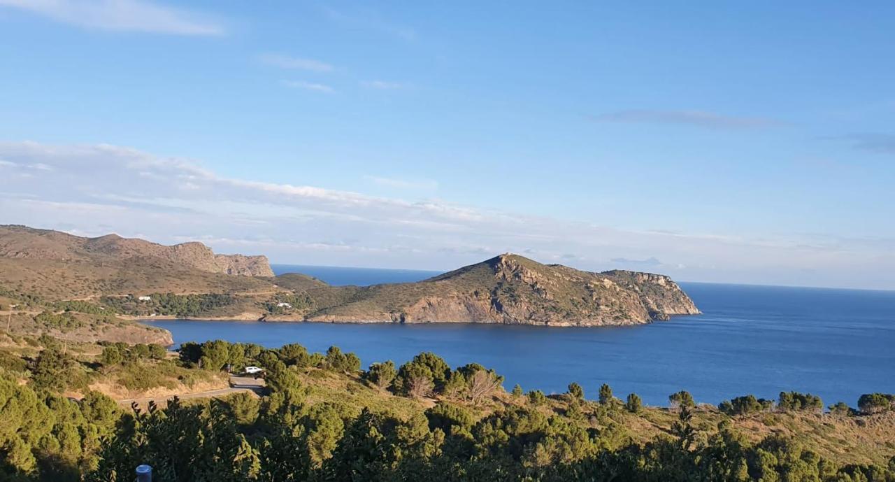 Apartamento Beautiful 75m2 With View At The Beach, Pool, Parking