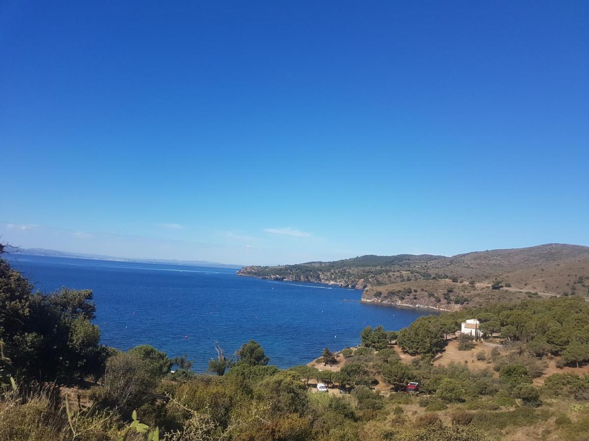 Beautiful 75m2 With View At The Beach, Pool, Parking * Rosas