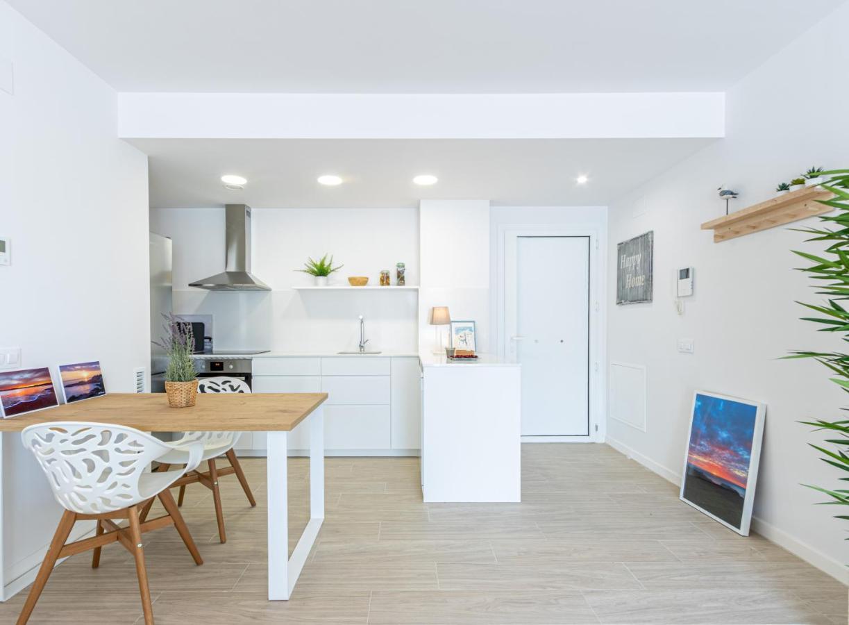 M A R I V E N T With Bathroom And Terrace 50 M2 Apartment Roses