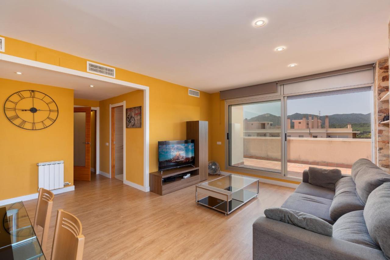 Hauzify I Atic Balmanya Apartment *