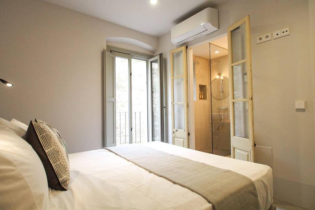 Velo Vern 1 Beautiful New 2 Bed Ensuite *