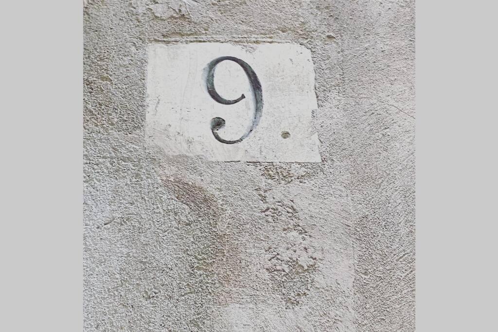 Velo Vern 1 Beautiful New 2 Bed Ensuite Apartment Girona