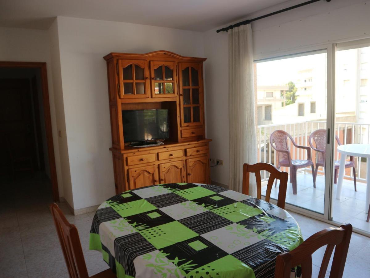 Leo Apartment