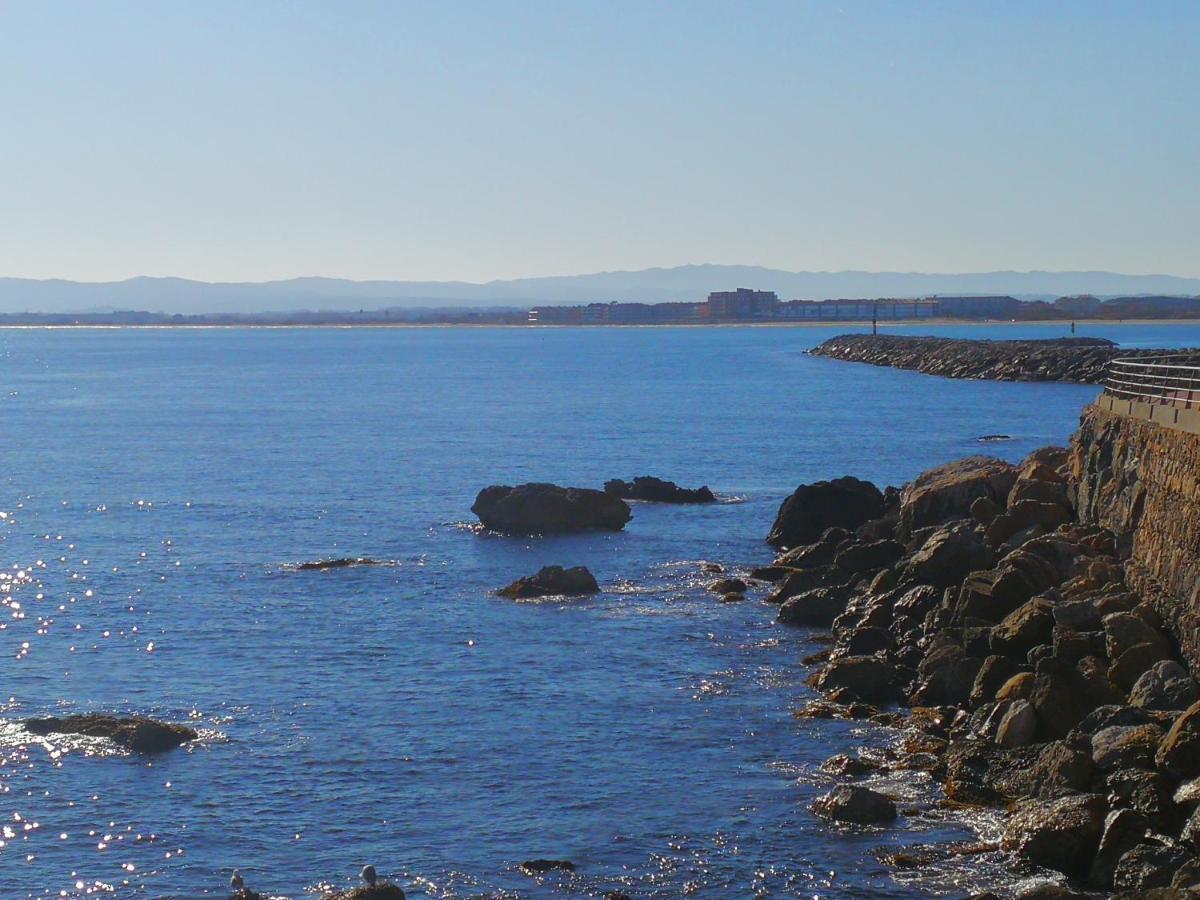 L'estartit, Estudio En Primera Linea De Mar. Holiday home