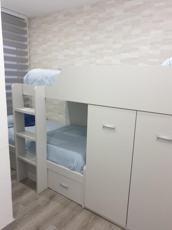Apartamento Moderno Sobre El Mar Apartment *