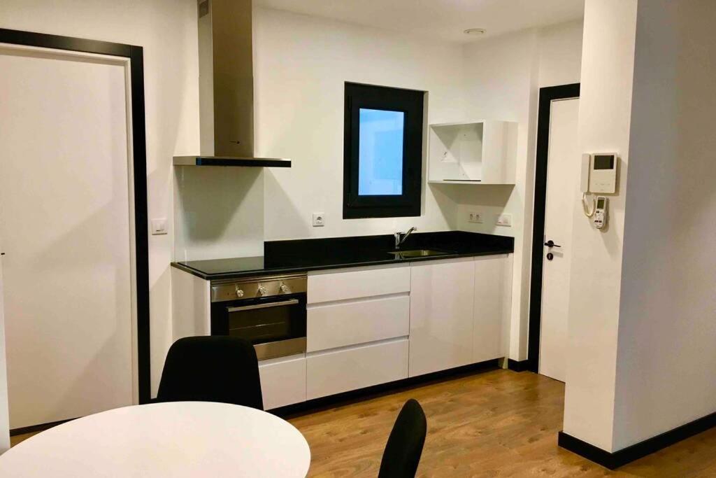 Loft De Diseño Con Balcon Figueras