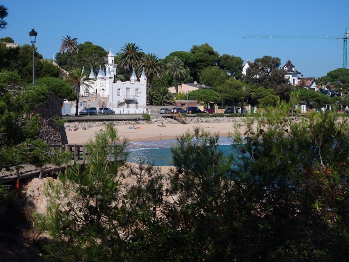 Velas Garden Pool S'Agaró