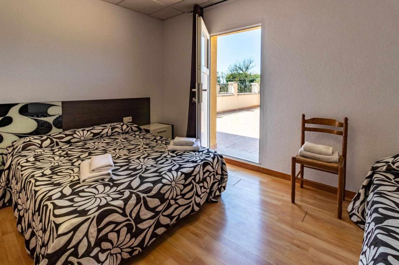Can Buganto Amplia Casa Con Piscina Y Jardin