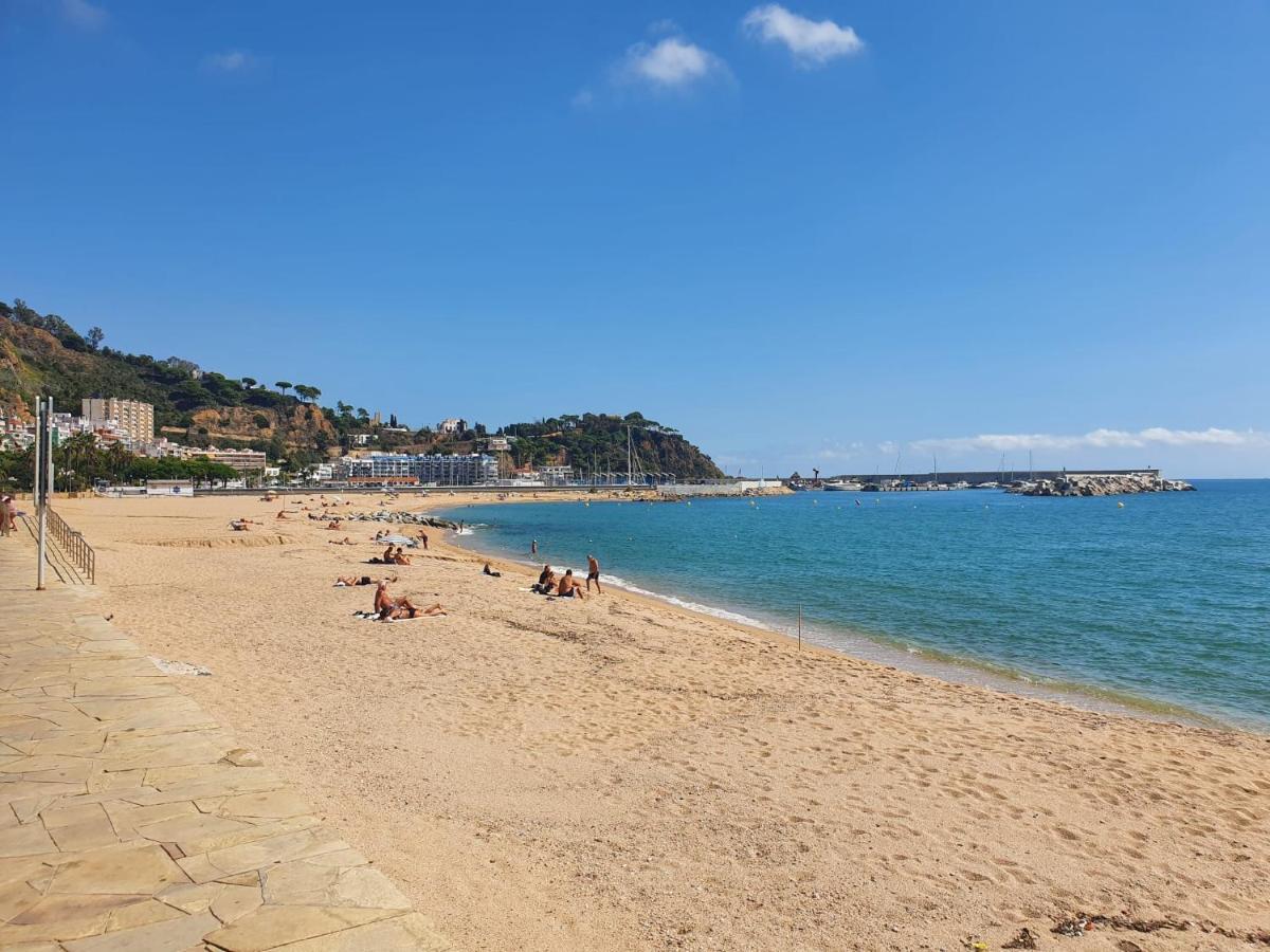 Delante De La Playa *