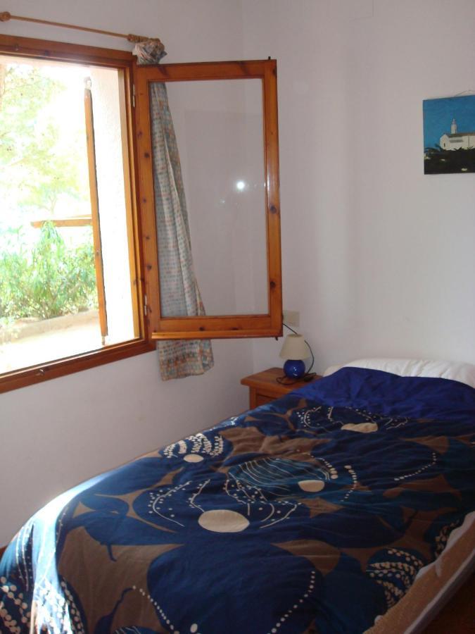 Beautiful Detached Close To Sandy Beach, Shops And Restaurants Villa