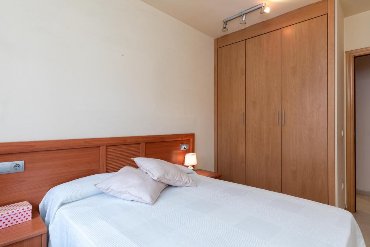 Hauzify I Capmany Apartamento *
